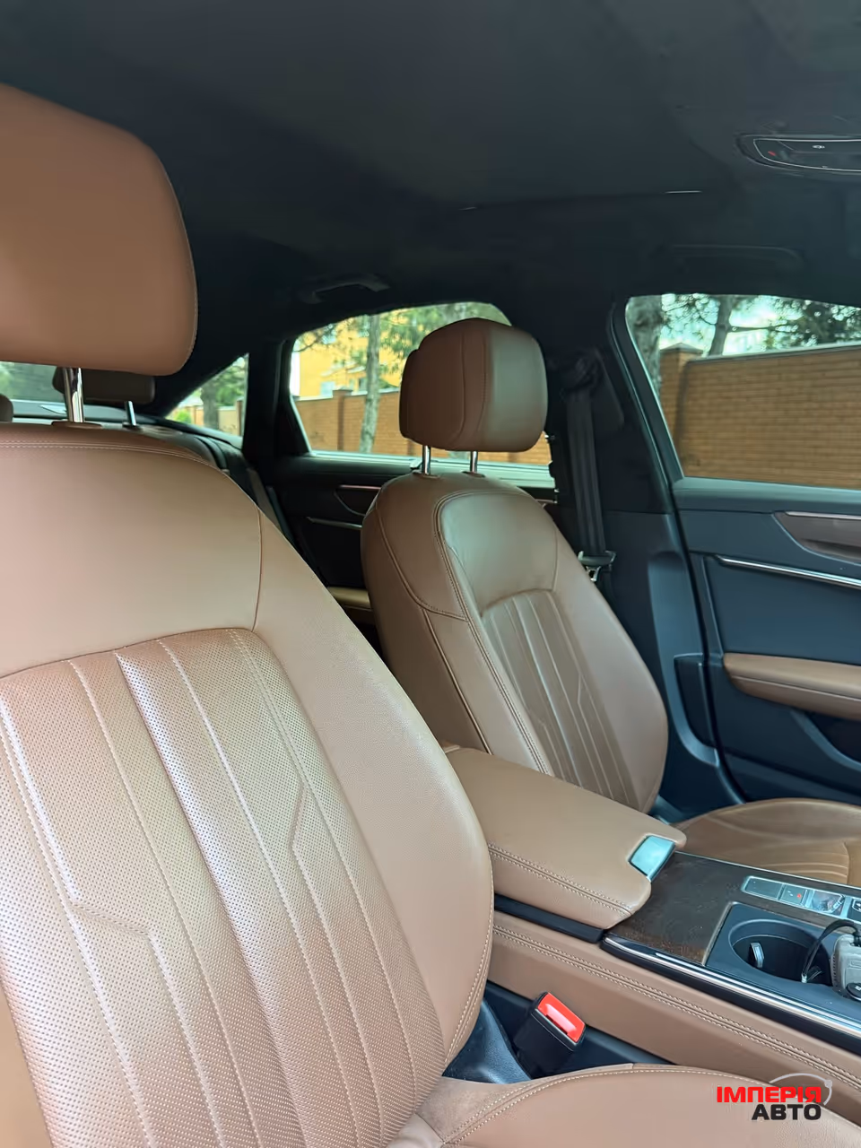 Audi A6 - фото 21