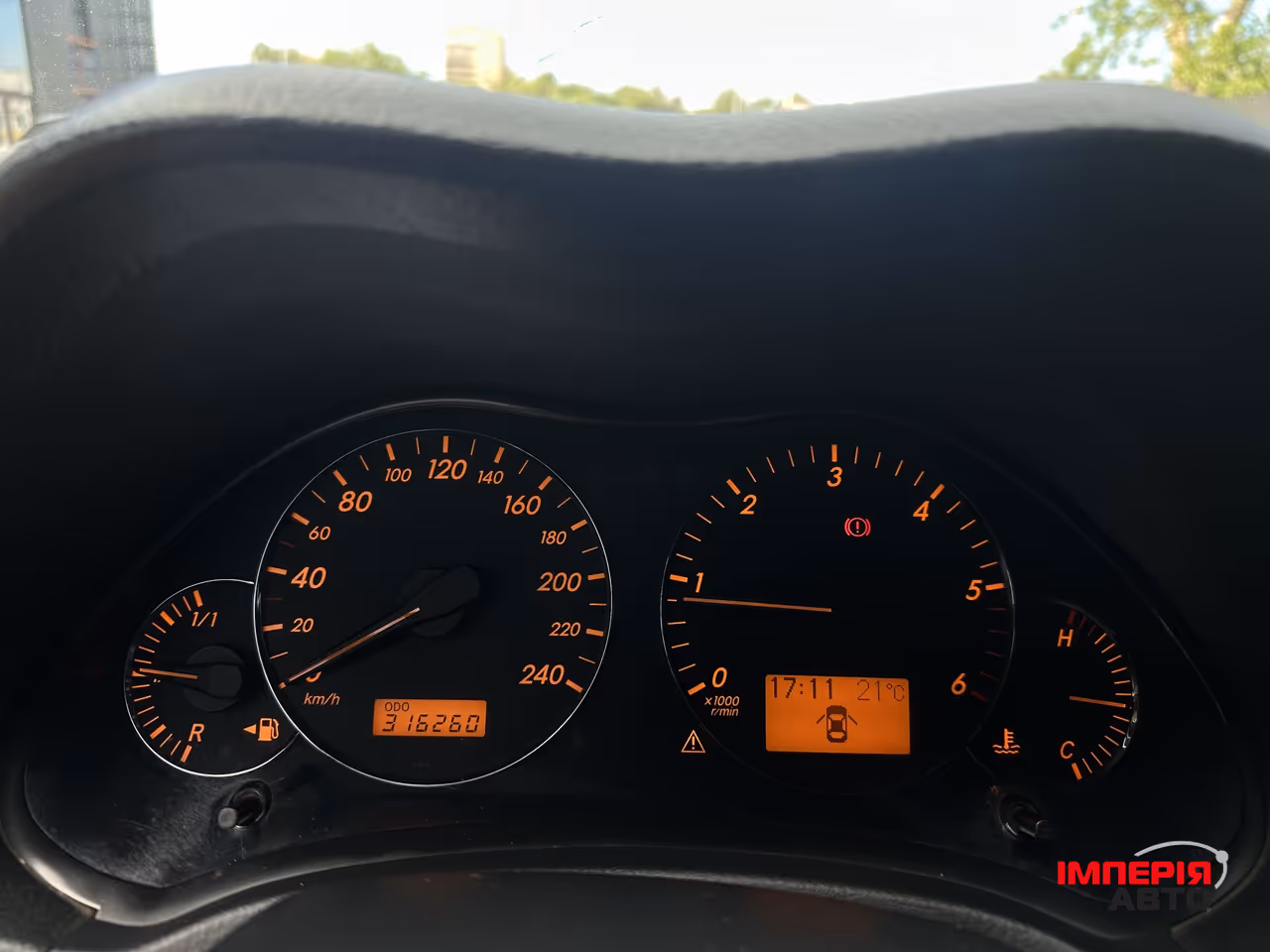 Toyota Avensis - фото 32