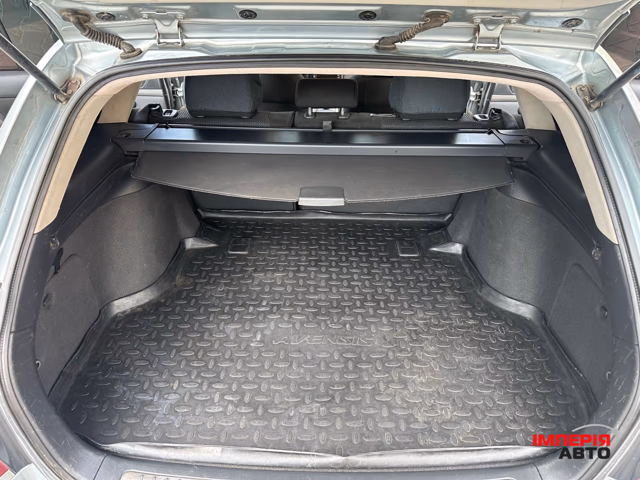 Toyota Avensis - фото 16