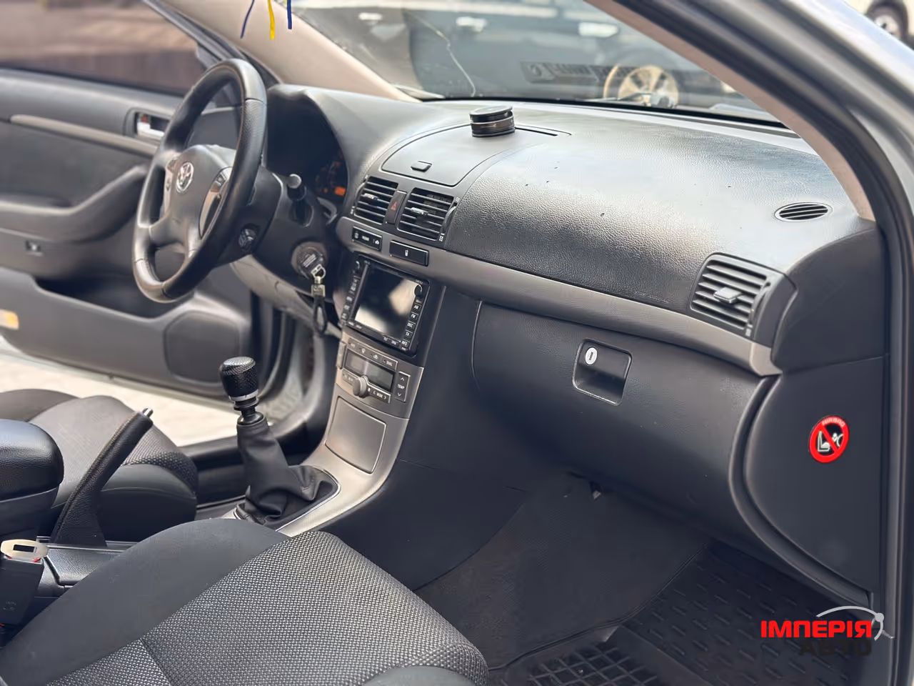 Toyota Avensis - фото 18