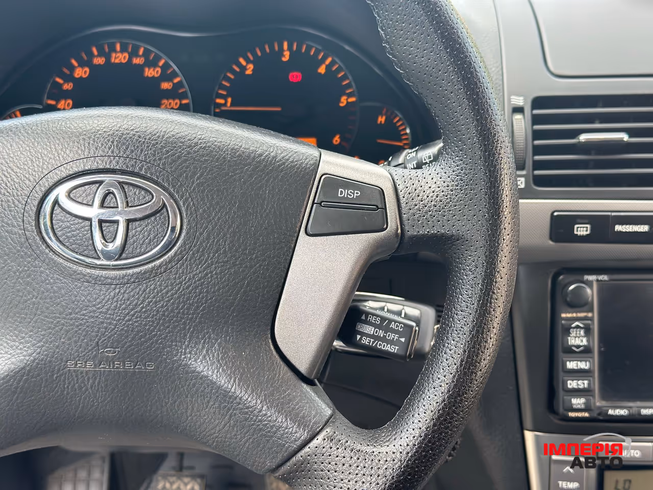 Toyota Avensis - фото 27