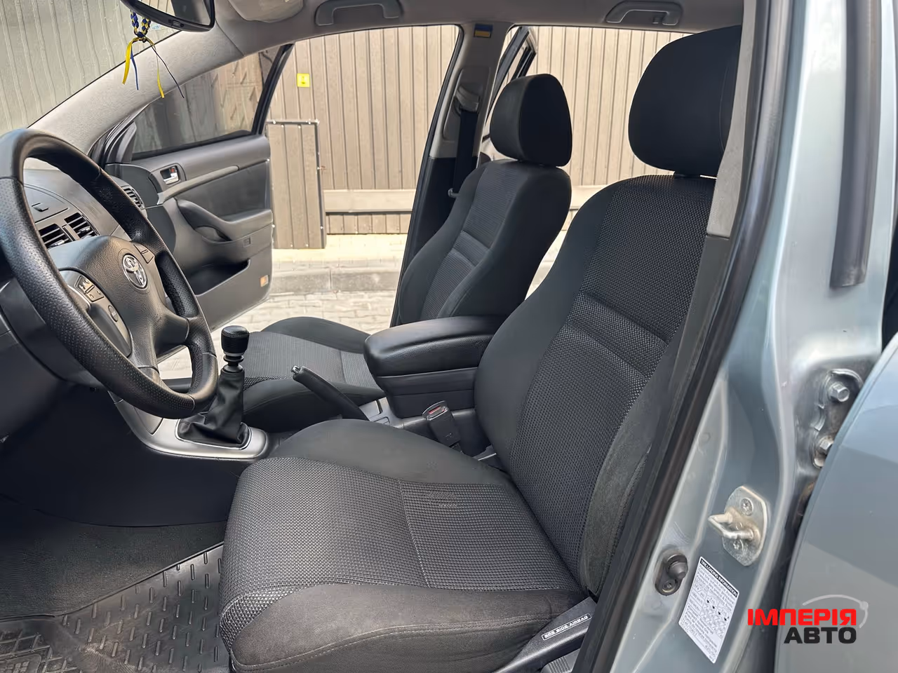 Toyota Avensis - фото 11