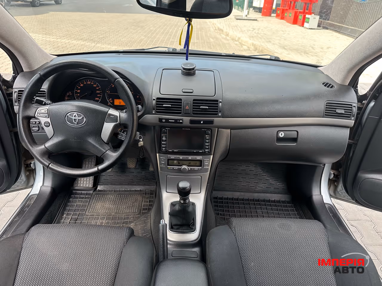 Toyota Avensis - фото 25