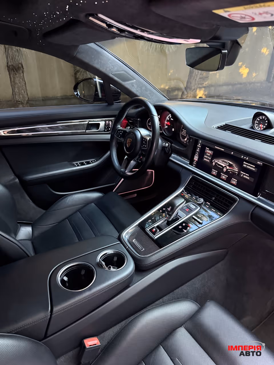 Porsche Panamera - фото 27