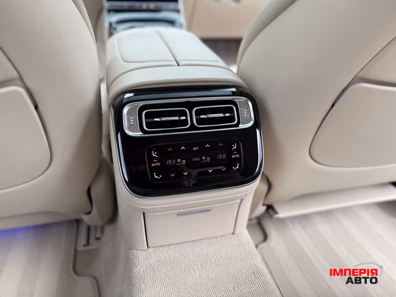 Mercedes-Benz S-Класс - фото 61