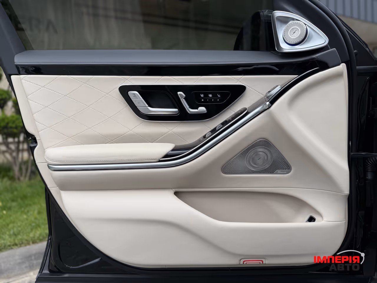Mercedes-Benz S-Класс - фото 26