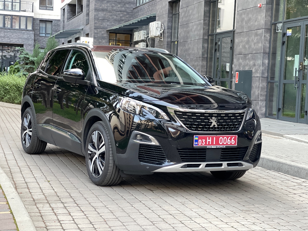 Peugeot 3008 - фото 1