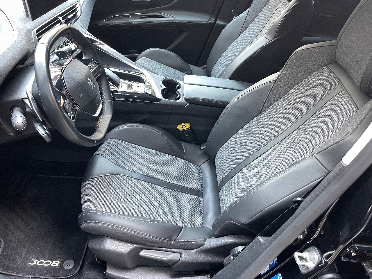 Peugeot 3008 - фото 3