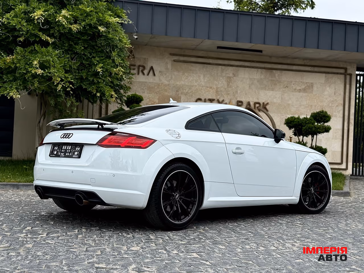 Audi TT - фото 20
