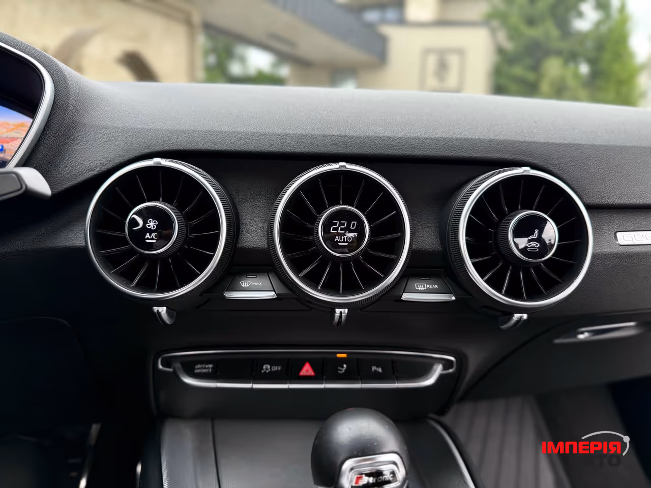 Audi TT - фото 48