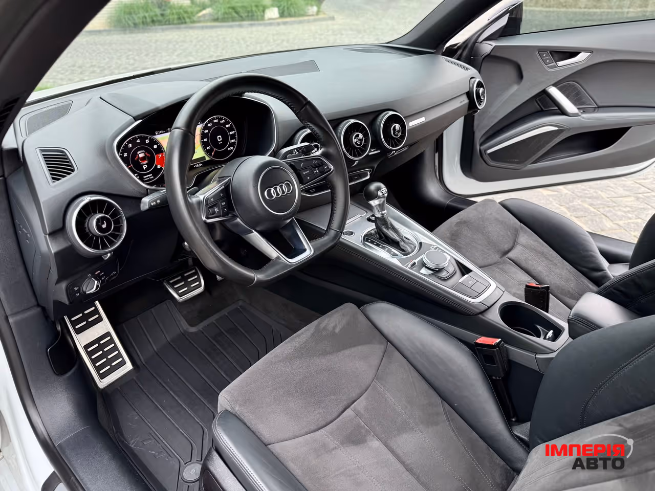Audi TT - фото 36