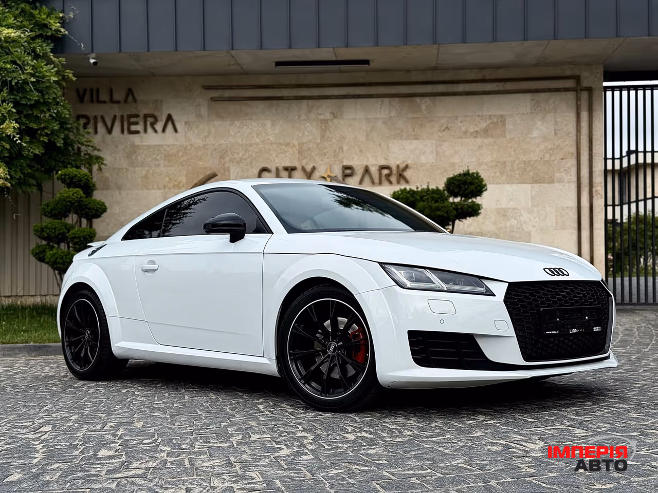 Audi TT - фото 2