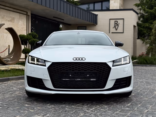 Audi TT - фото 3