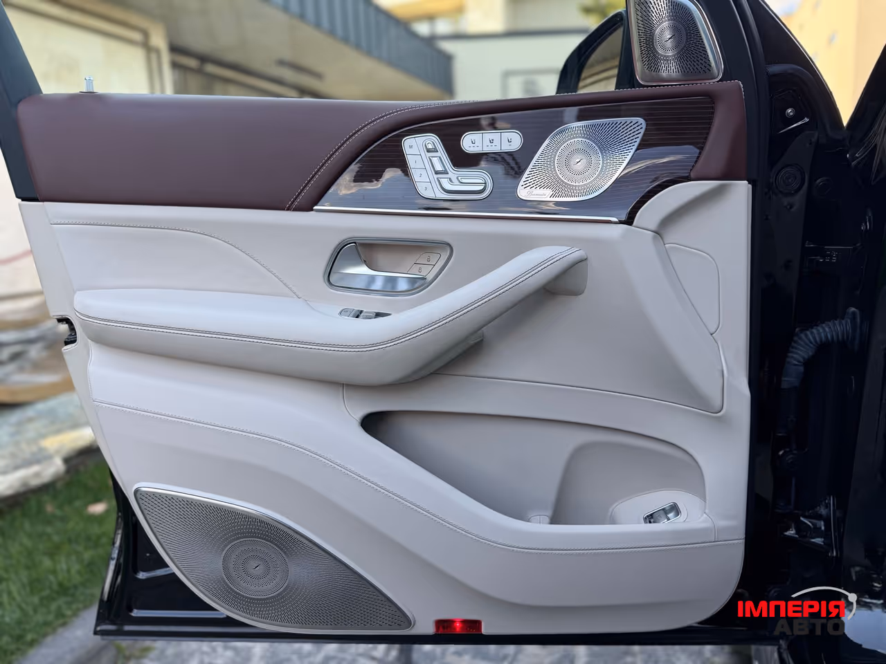 Mercedes-Benz Maybach GLS - фото 26