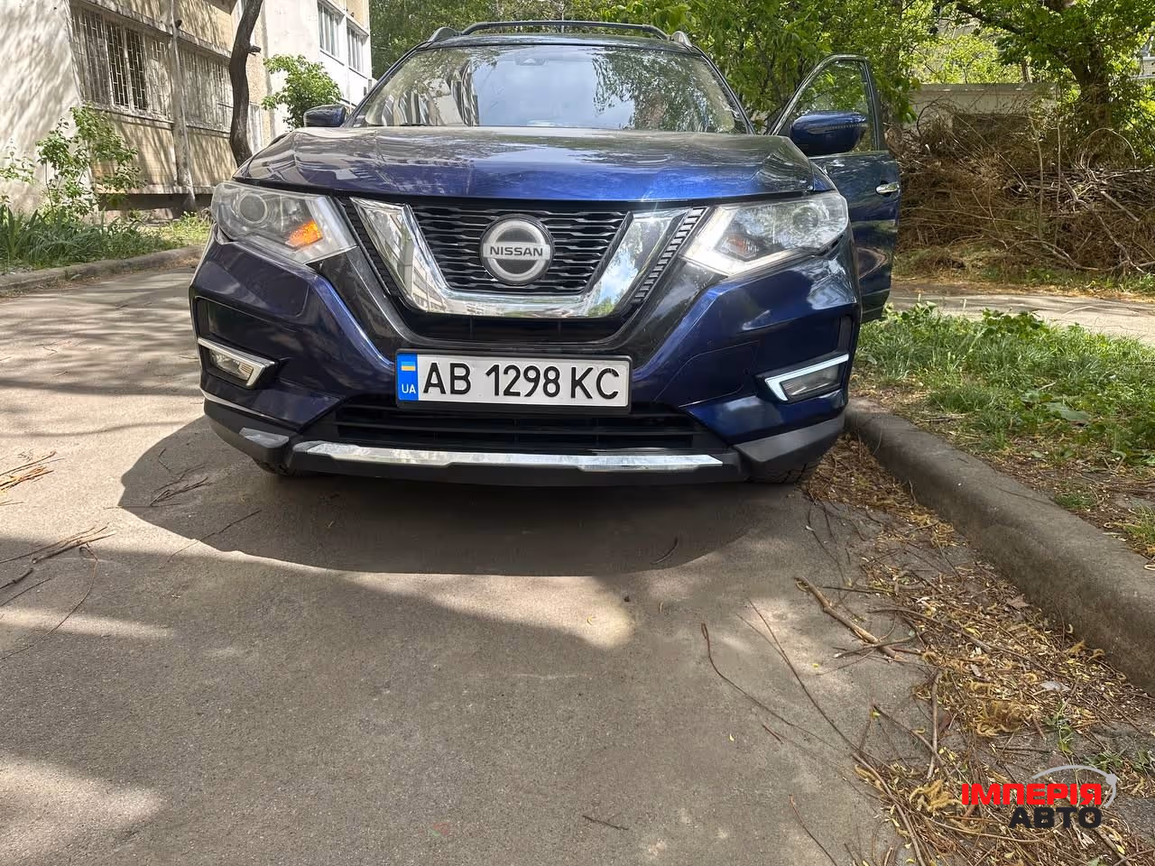 Nissan Rogue - фото 1