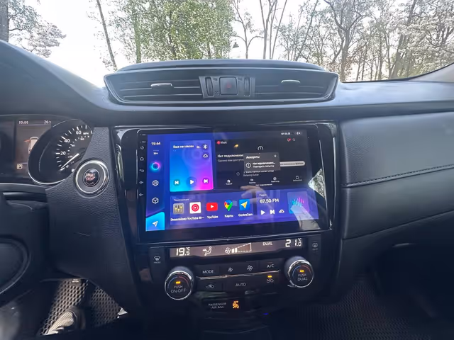 Nissan Rogue - фото 2