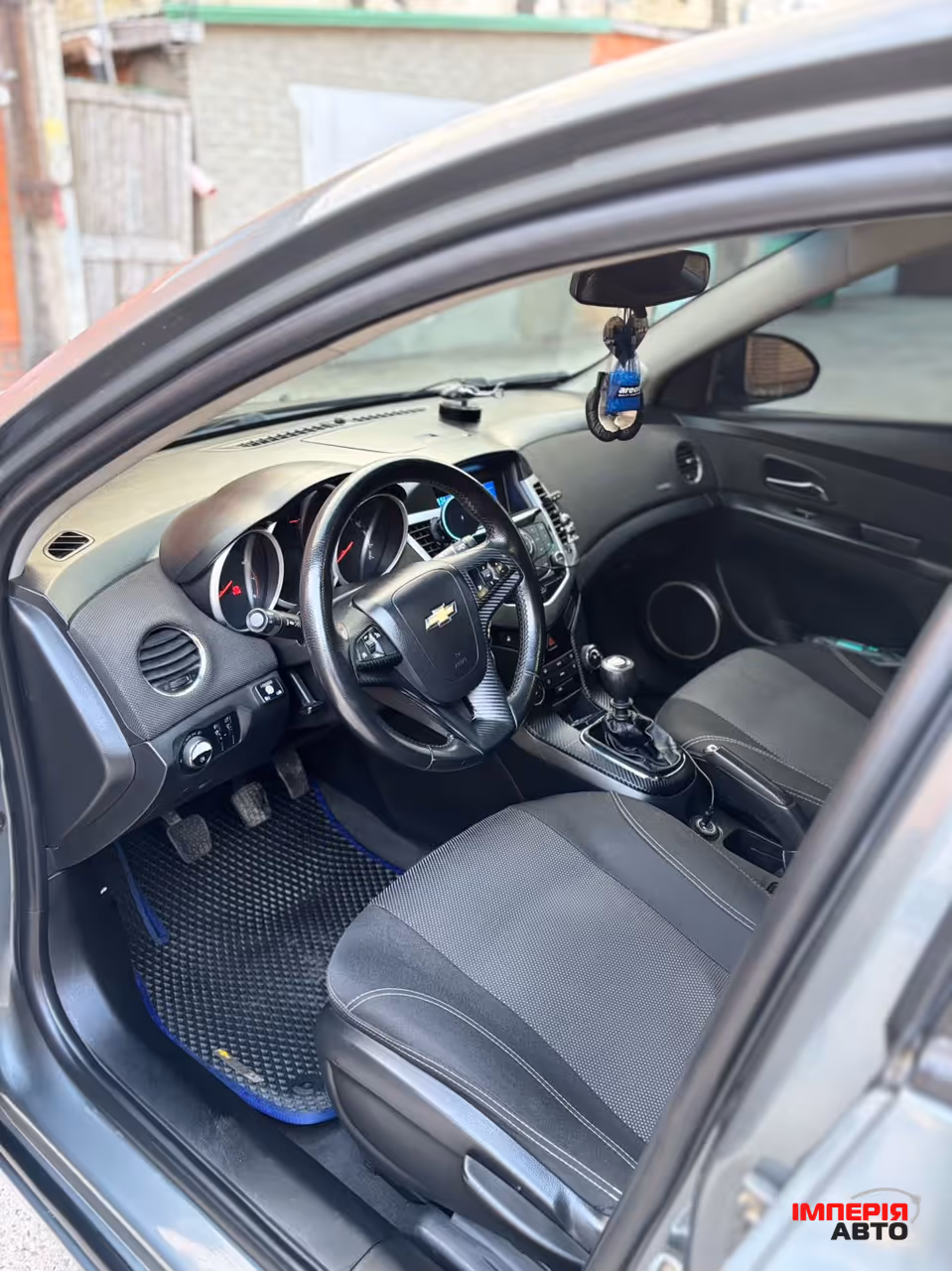 Chevrolet Cruze - фото 9