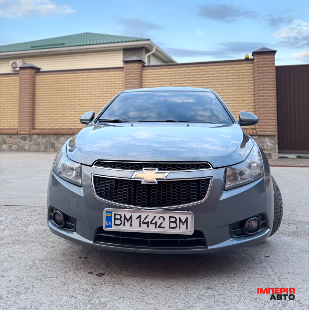 Chevrolet Cruze - фото 1
