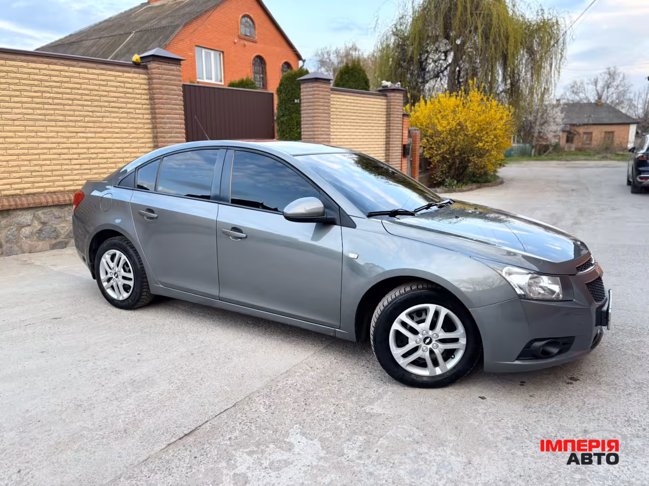 Chevrolet Cruze - фото 2