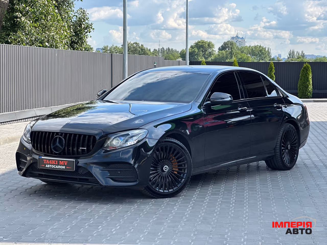 Mercedes-Benz E-Класс AMG - фото 1