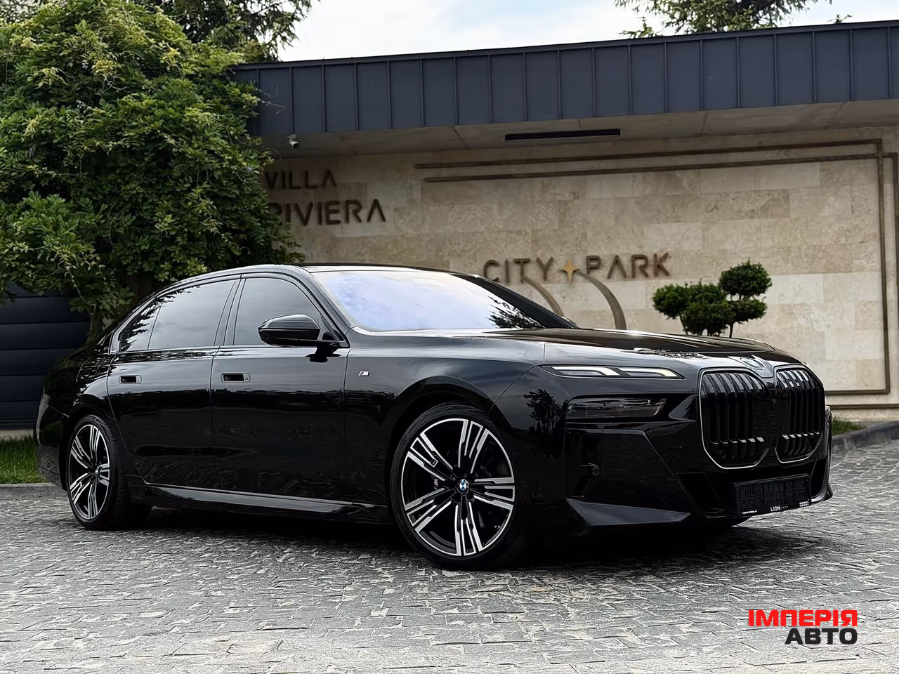 BMW 7 серії - фото 2