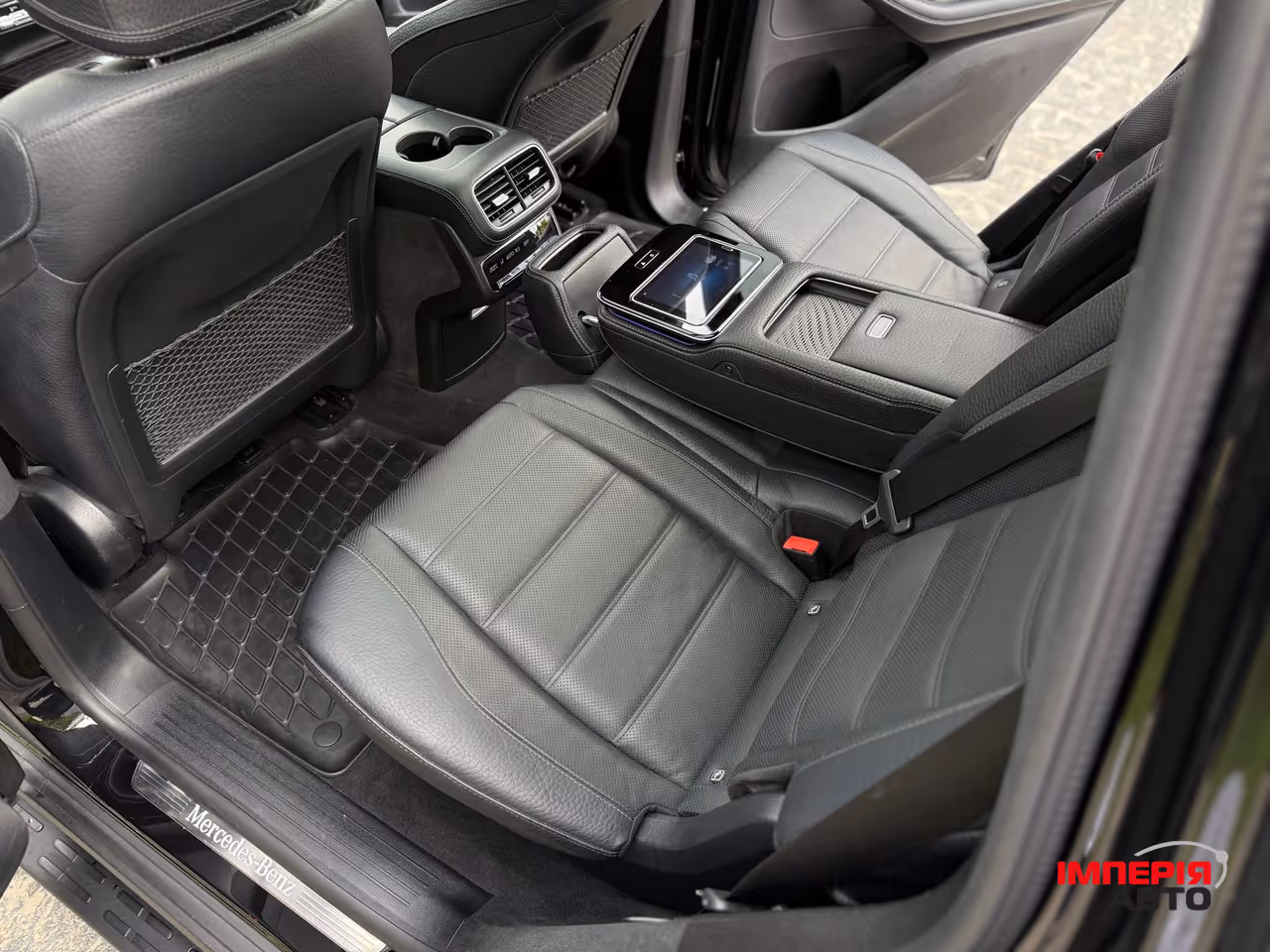 Mercedes-Benz GLS - фото 54