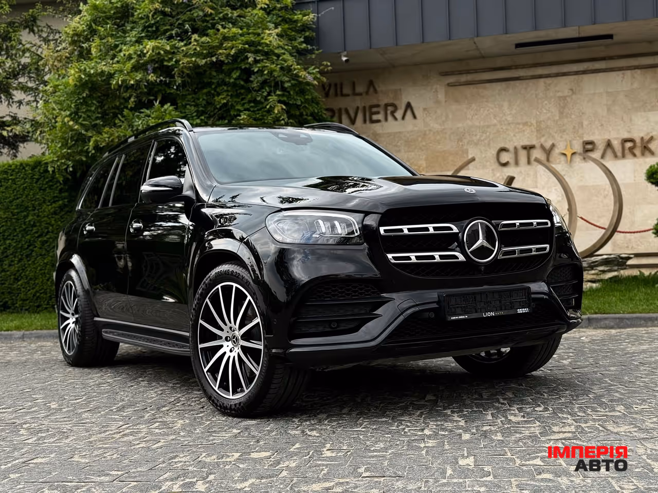 Mercedes-Benz GLS - фото 1