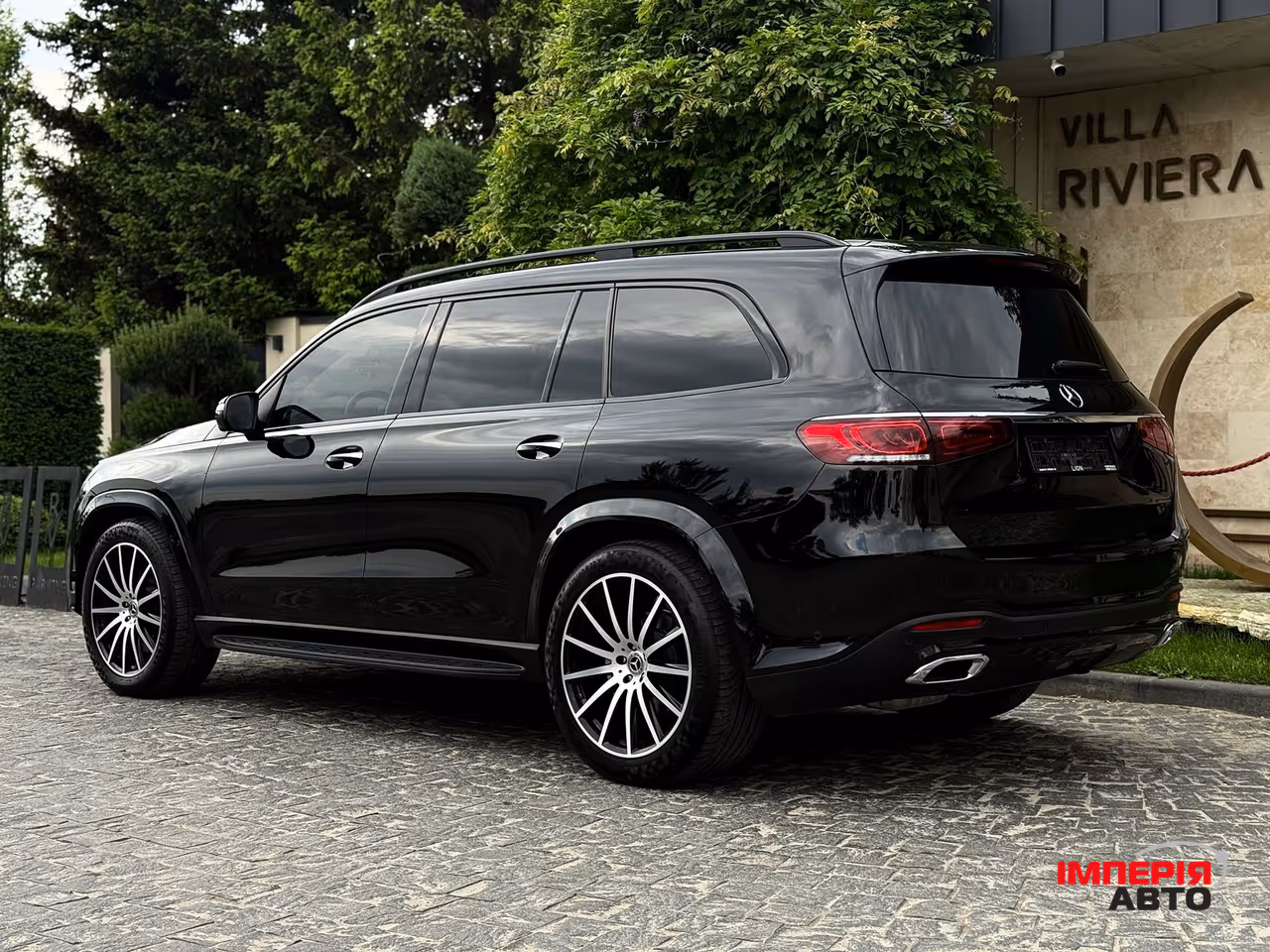 Mercedes-Benz GLS - фото 15