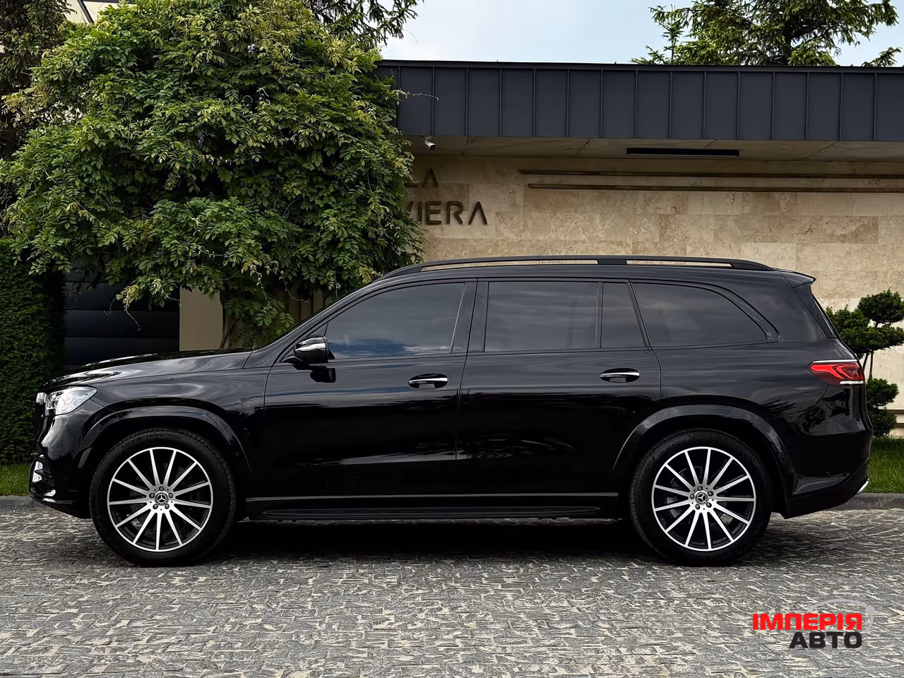 Mercedes-Benz GLS - фото 14
