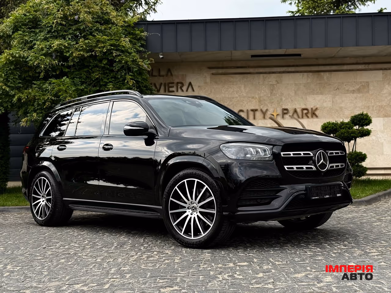 Mercedes-Benz GLS - фото 2