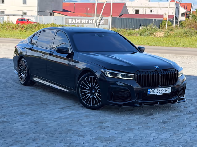 BMW 7 серії - фото 1