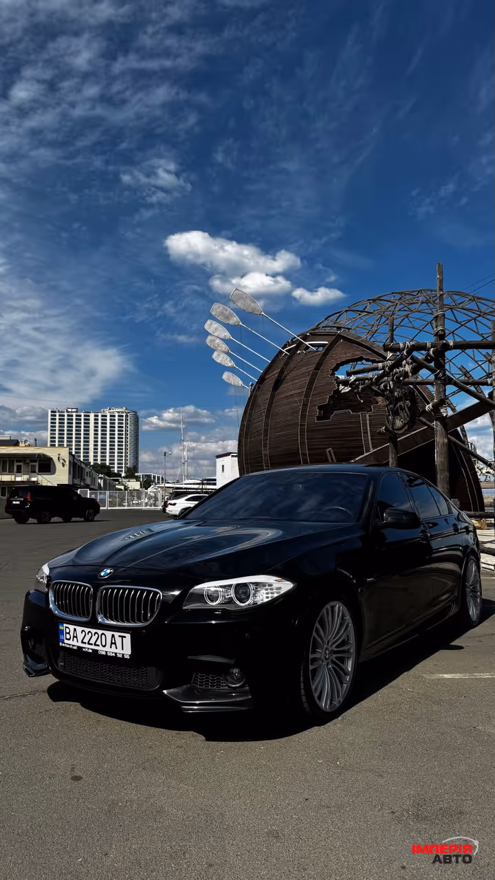 BMW 5 серії - фото 1