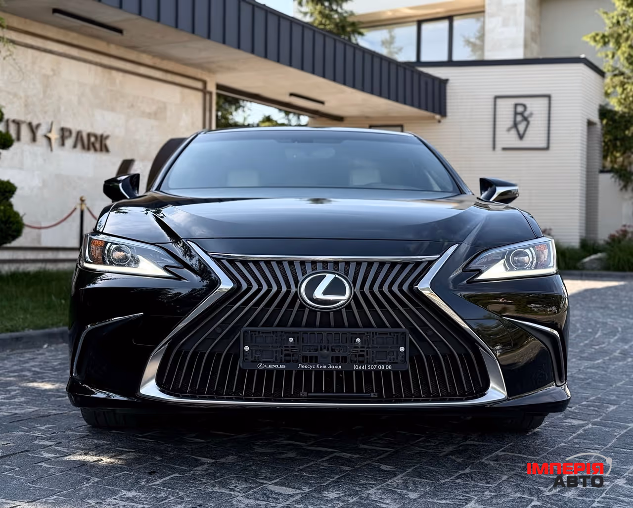 Lexus ES - фото 3