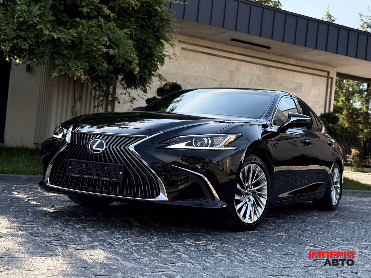 Lexus ES - фото 4