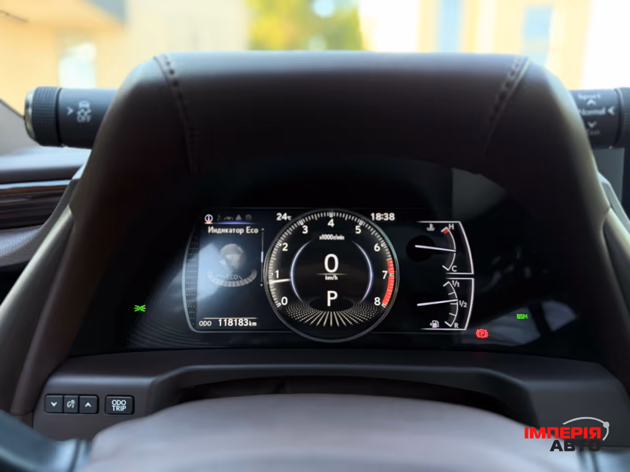 Lexus ES - фото 32