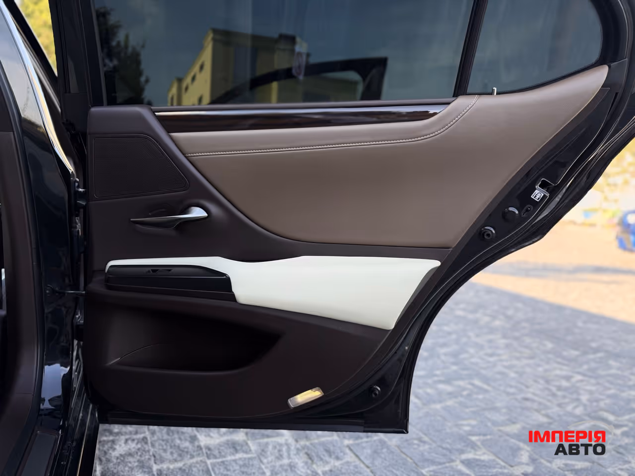 Lexus ES - фото 47