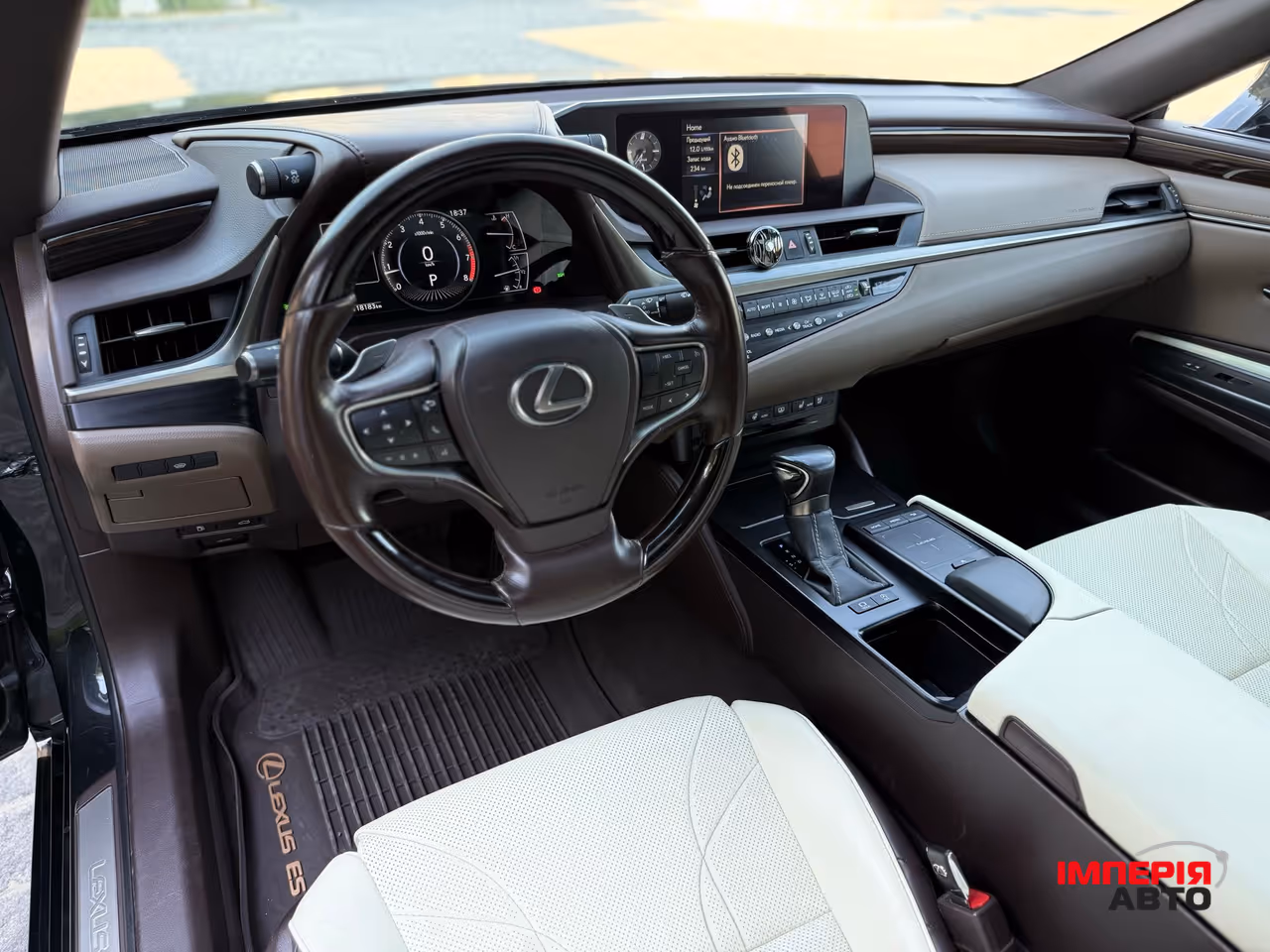 Lexus ES - фото 29