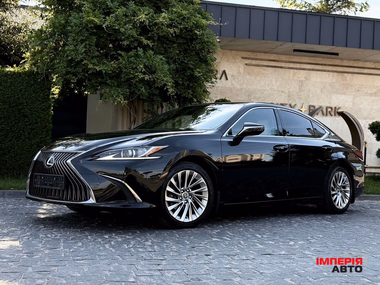 Lexus ES - фото 5