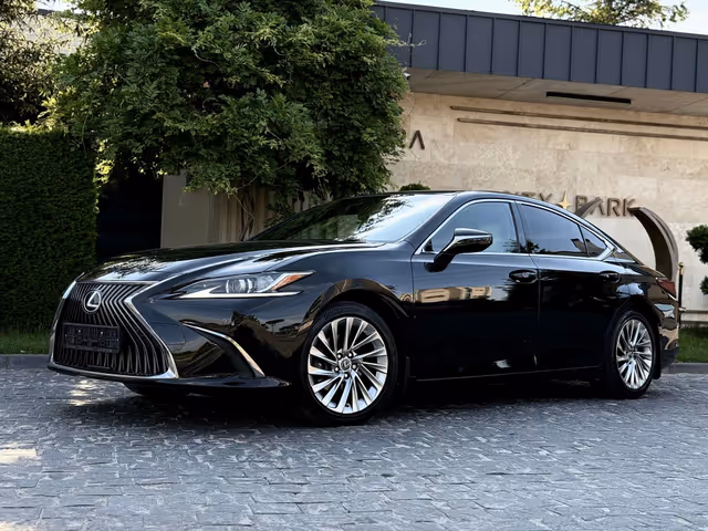 Lexus ES - фото 5