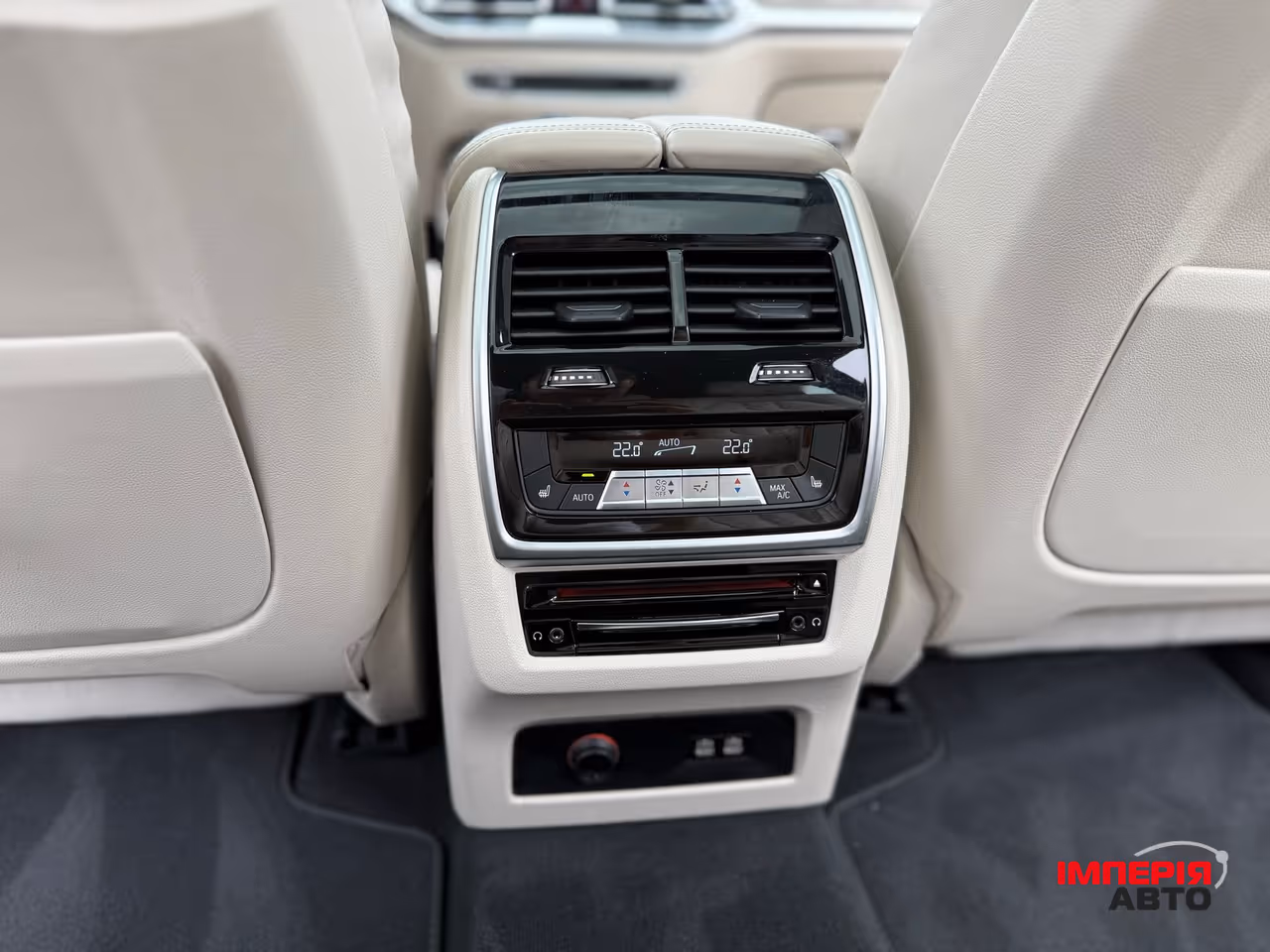 BMW X7 - фото 70