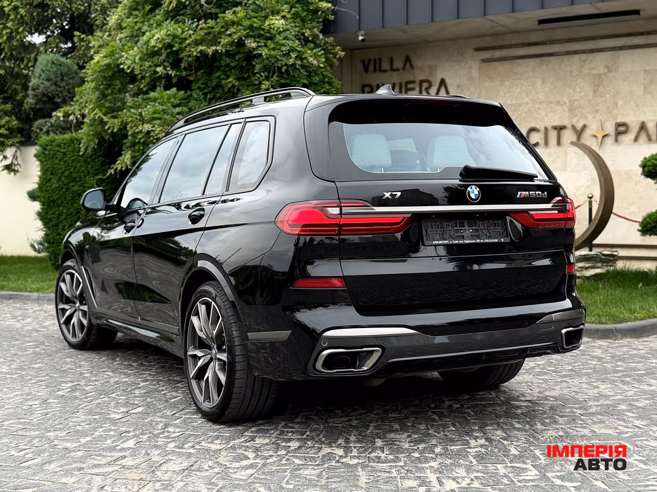 BMW X7 - фото 17
