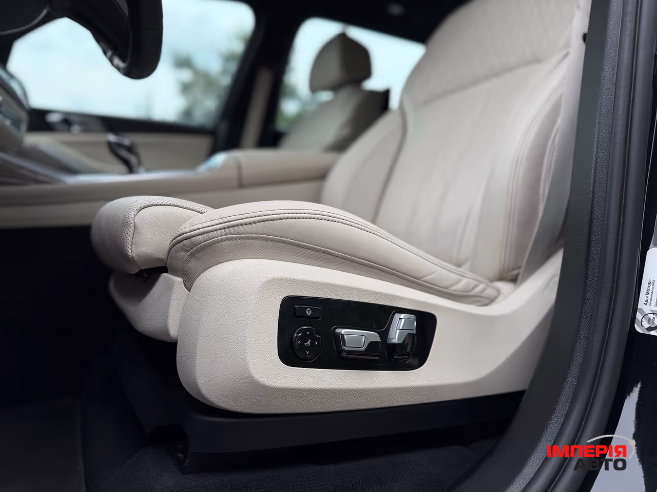 BMW X7 - фото 28