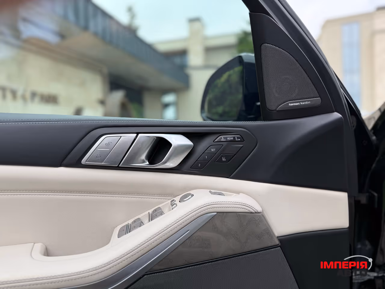 BMW X7 - фото 27