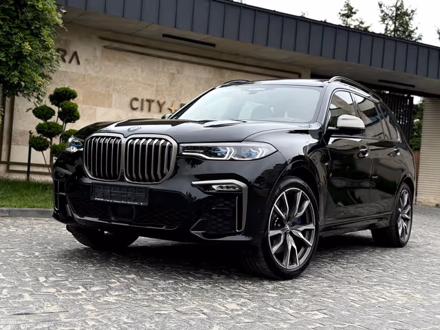 BMW X7 - фото 4