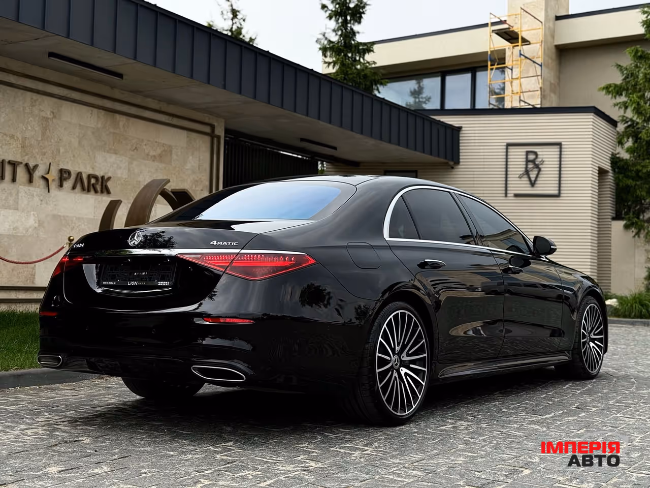 Mercedes-Benz S-Класс - фото 21