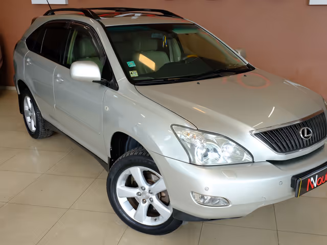 Lexus RX - фото 4