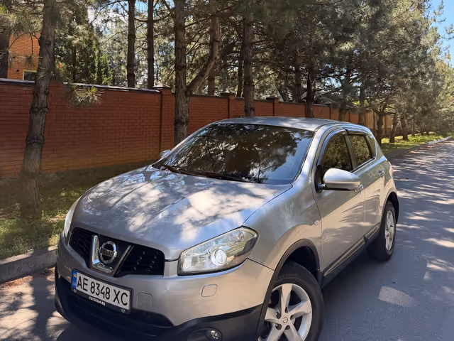Nissan Qashqai - фото 2