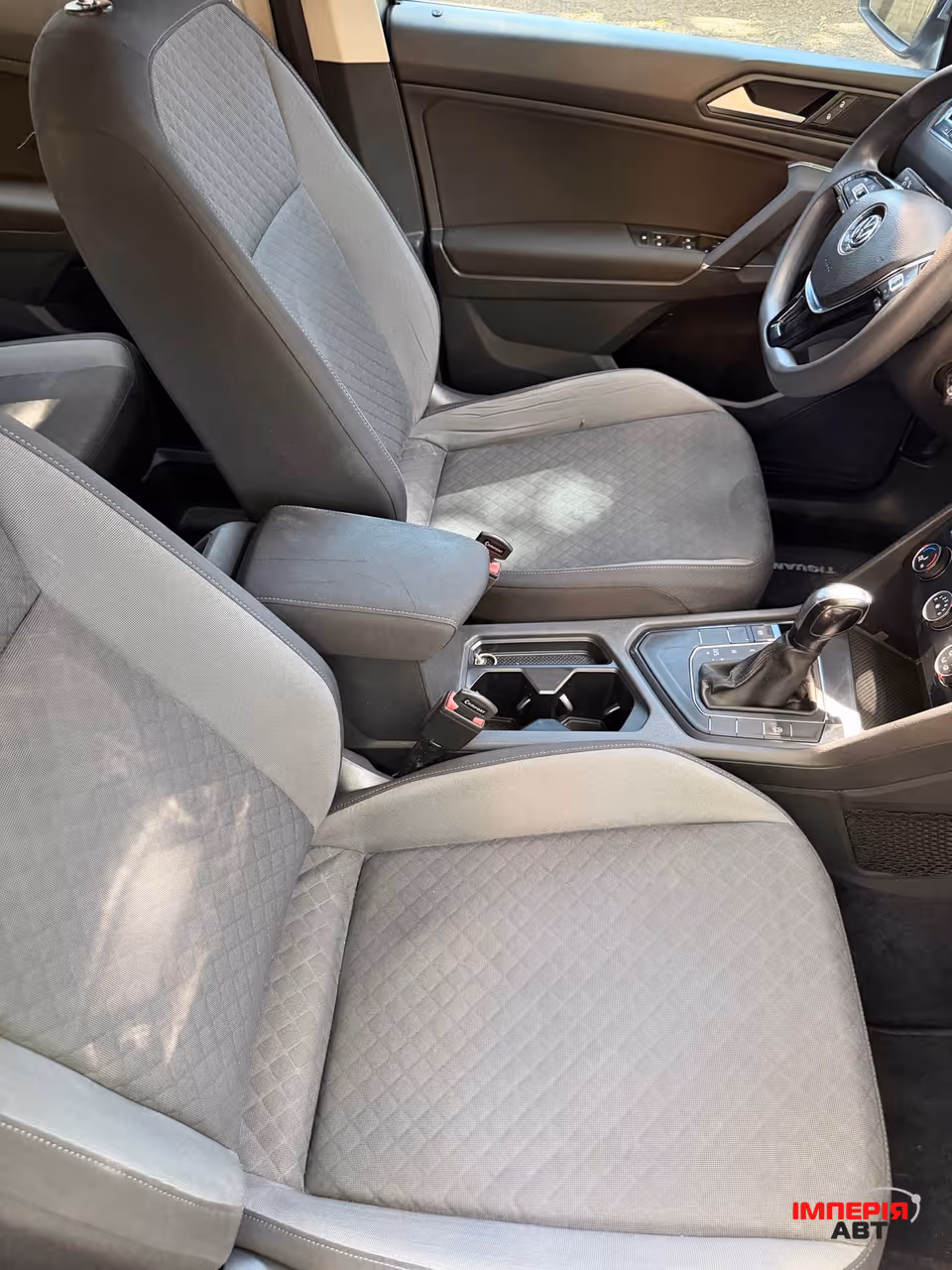 Volkswagen Tiguan R - фото 9