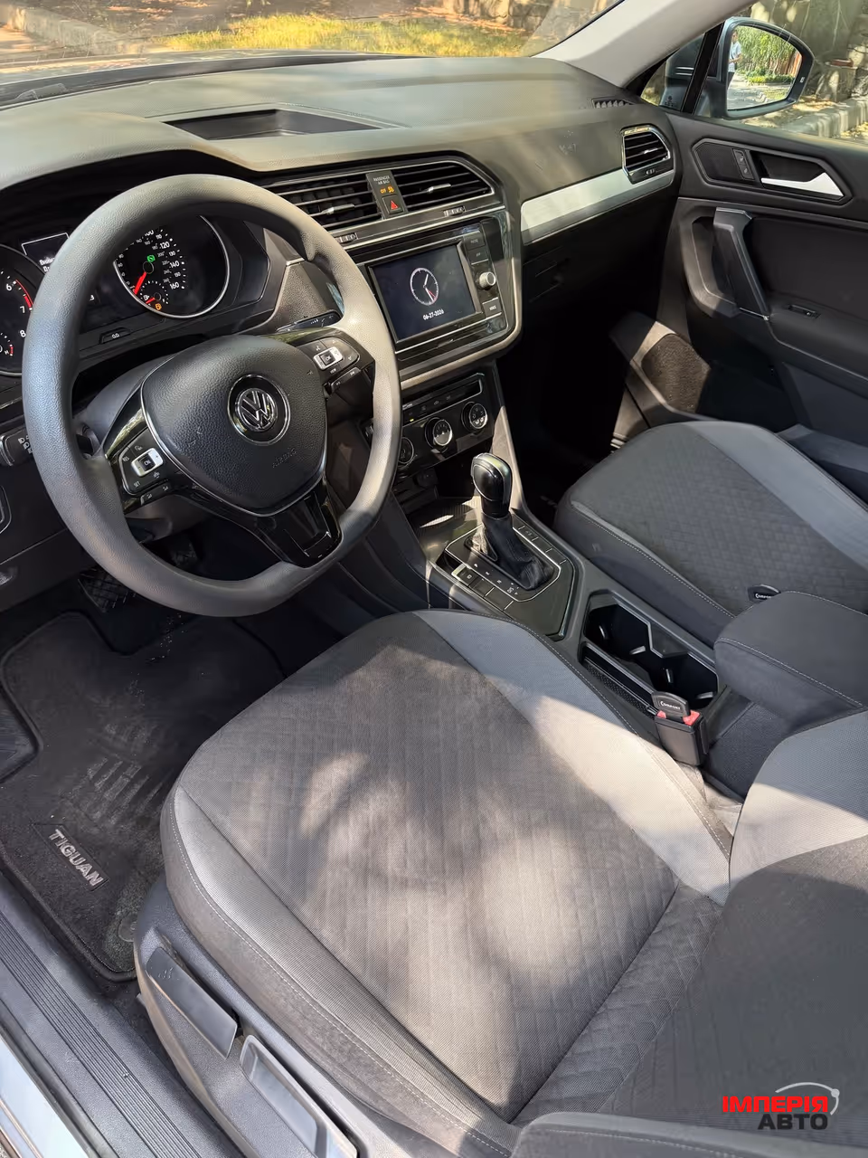Volkswagen Tiguan R - фото 7
