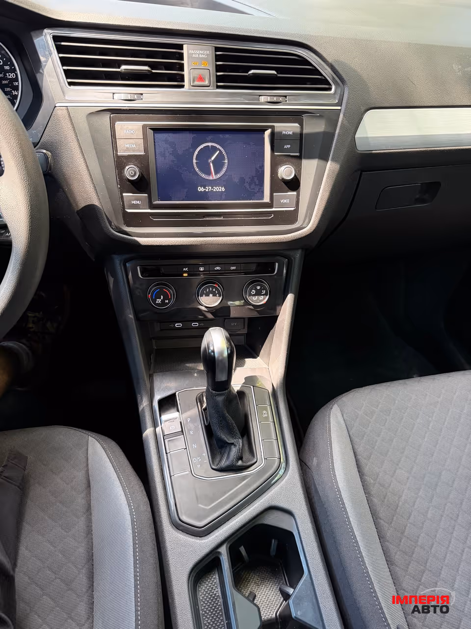 Volkswagen Tiguan R - фото 11
